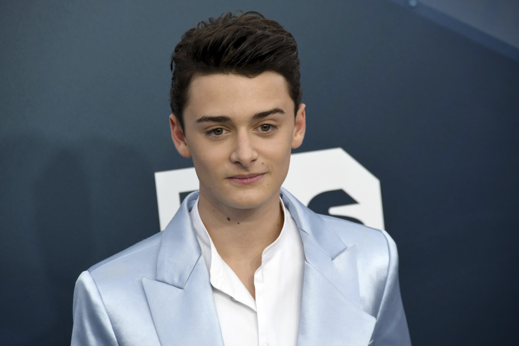 Noah Schnapp’s Official Twitter Account Hacked, ‘Stranger Things’ Star Posts Concerning Tweets