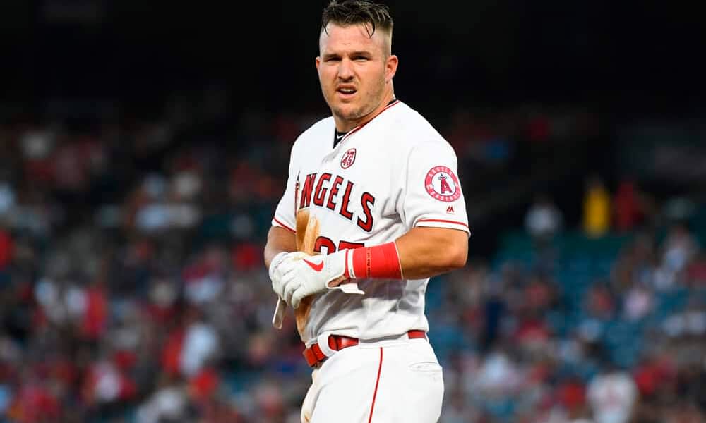 DraftKings Cheatsheet: MLB DFS Picks for August 24 | Mike Trout