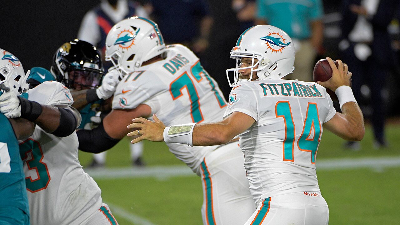 QB Ryan Fitzpatrick leads Dolphins to first win of season –