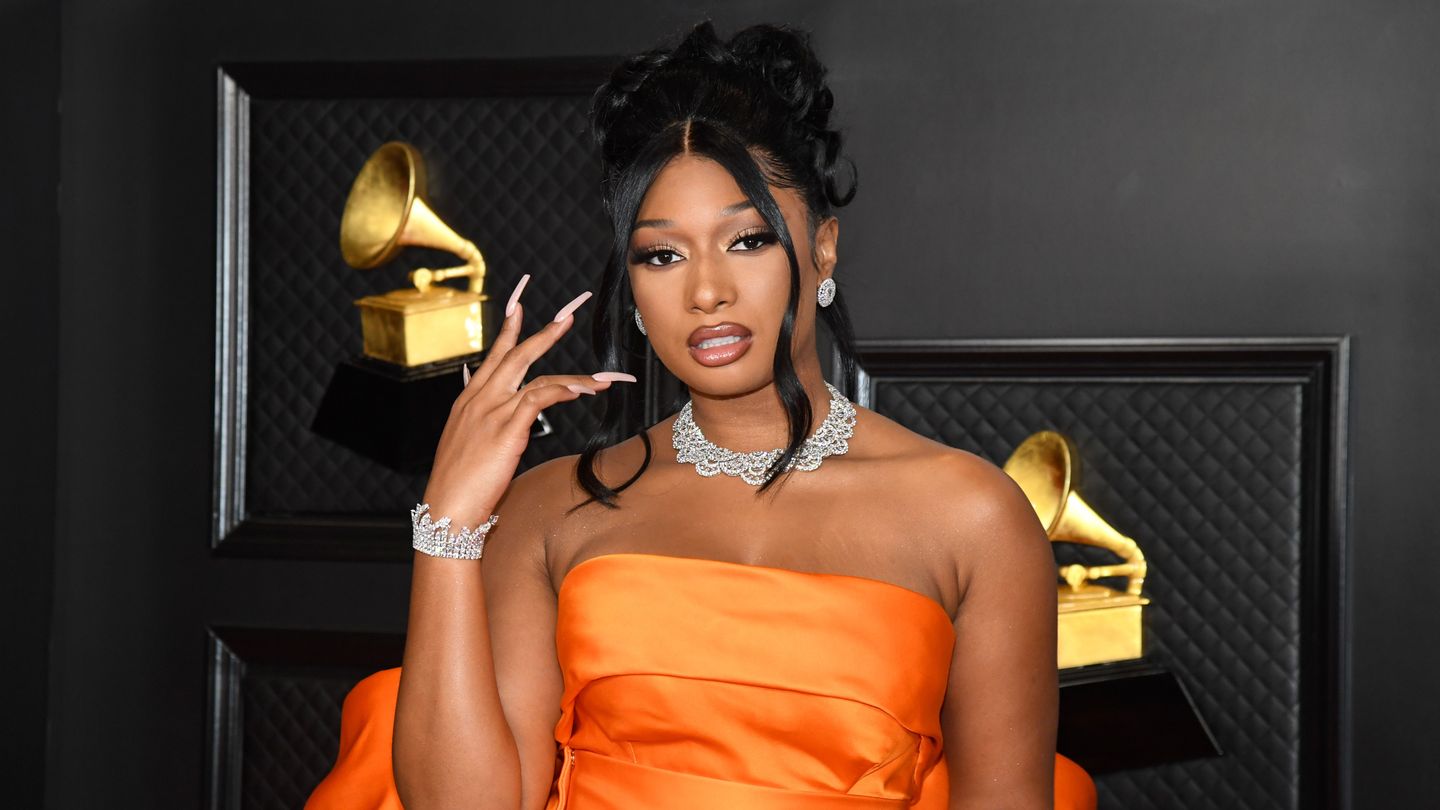 Best New Artist Megan Thee Stallion Thanks Her Mom In Tearful Grammys Speech