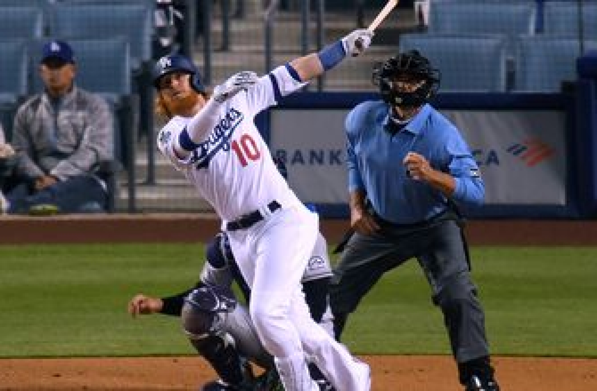 Dodgers get by the Rockies, helped by Turner, McKinstry home runs