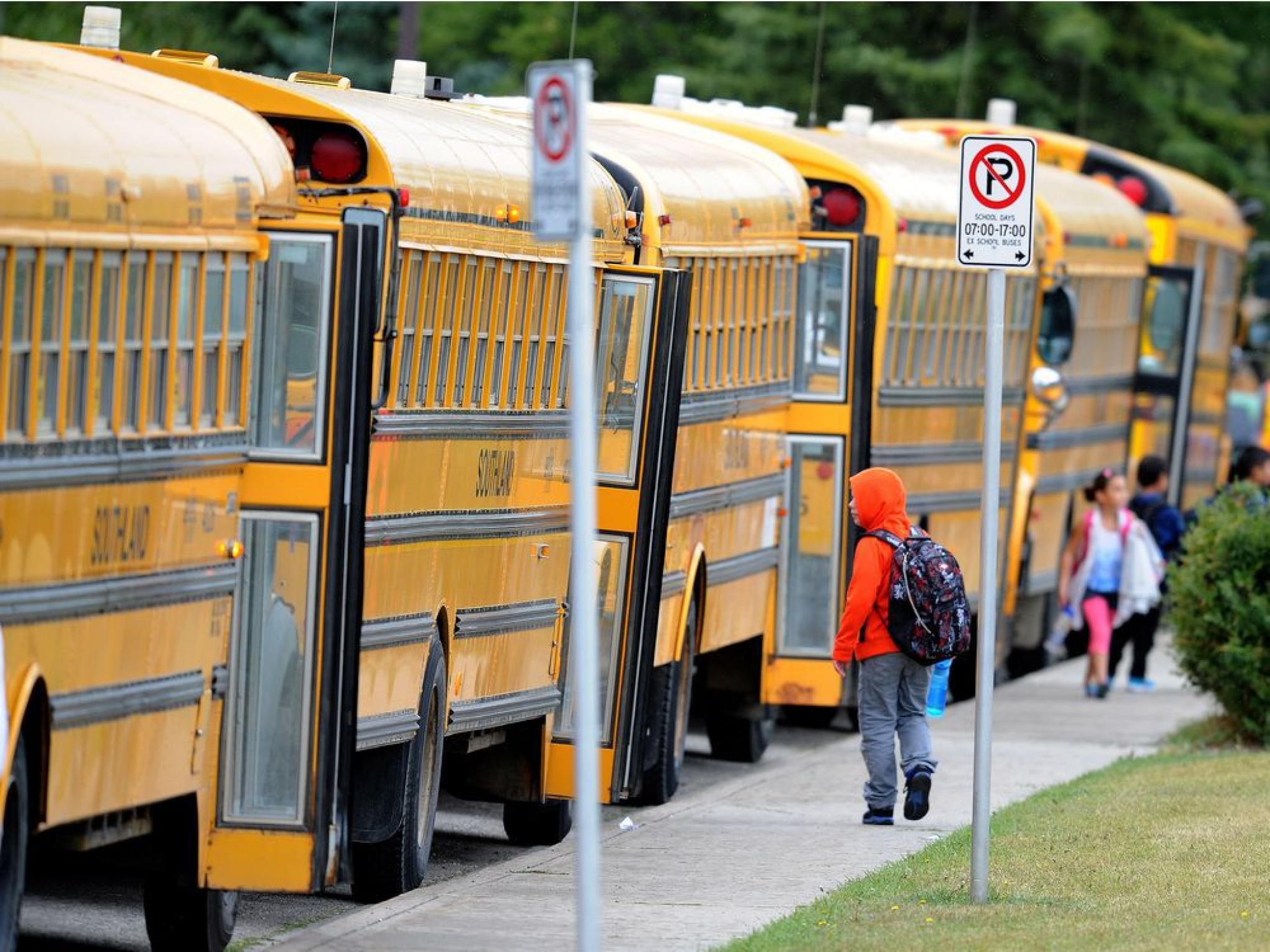 Quebec to spend $250 million on electric school buses