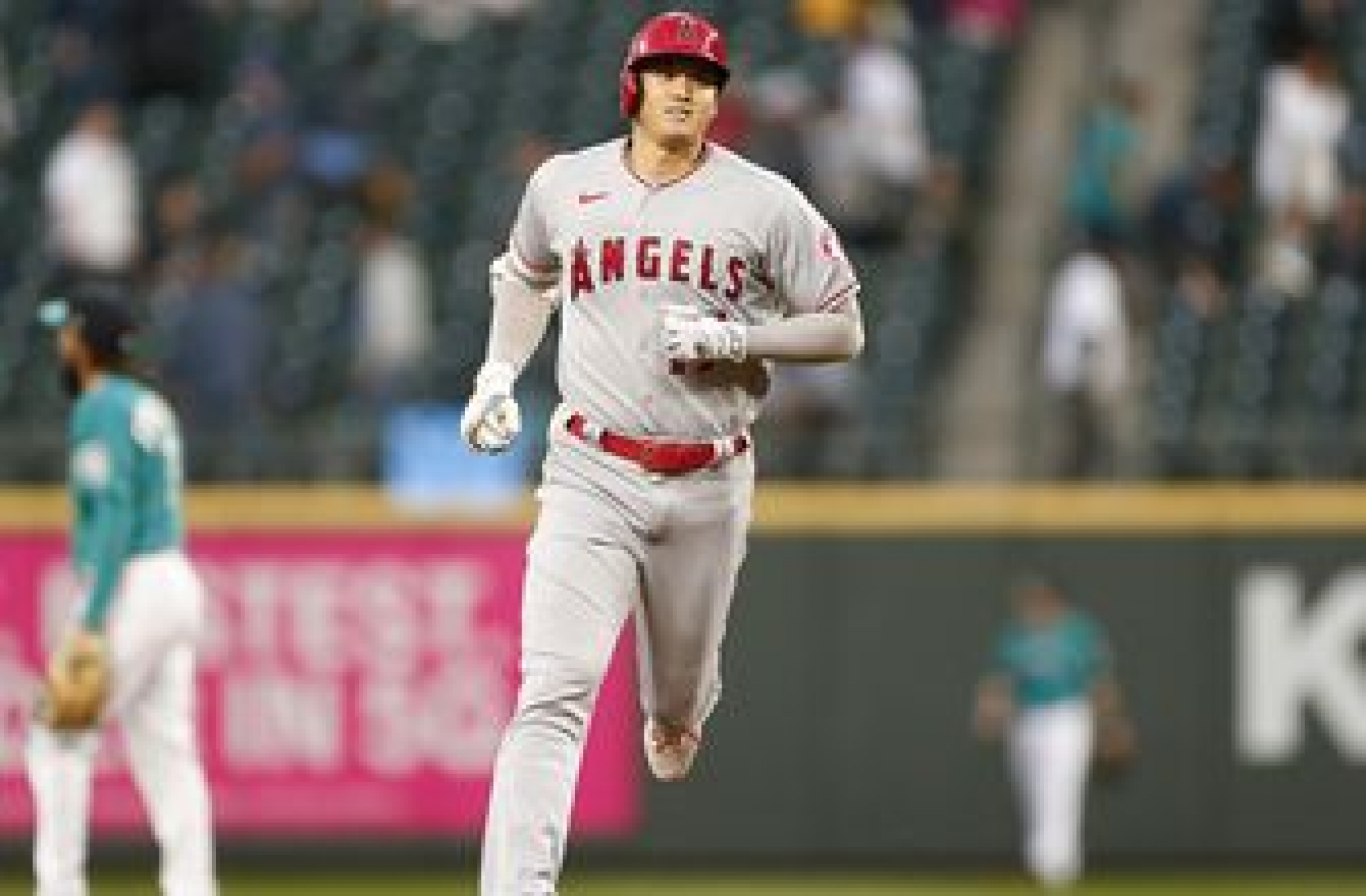 Shohei Ohtani clubs eighth homer of 2021, but Angels fall 7-4 to Mariners
