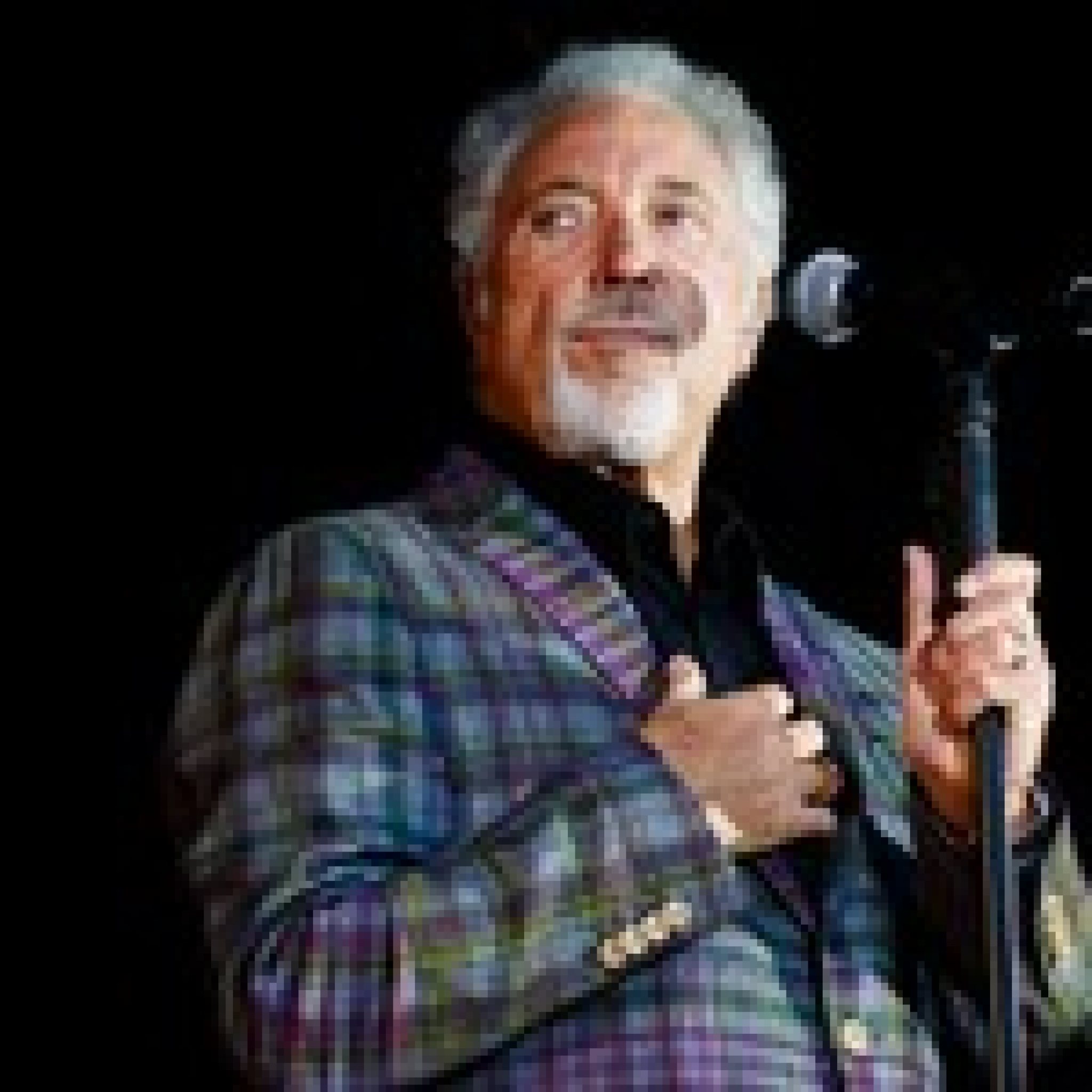 Tom Jones Lands Record-Setting U.K. No. 1 With ‘Surrounded By Time’