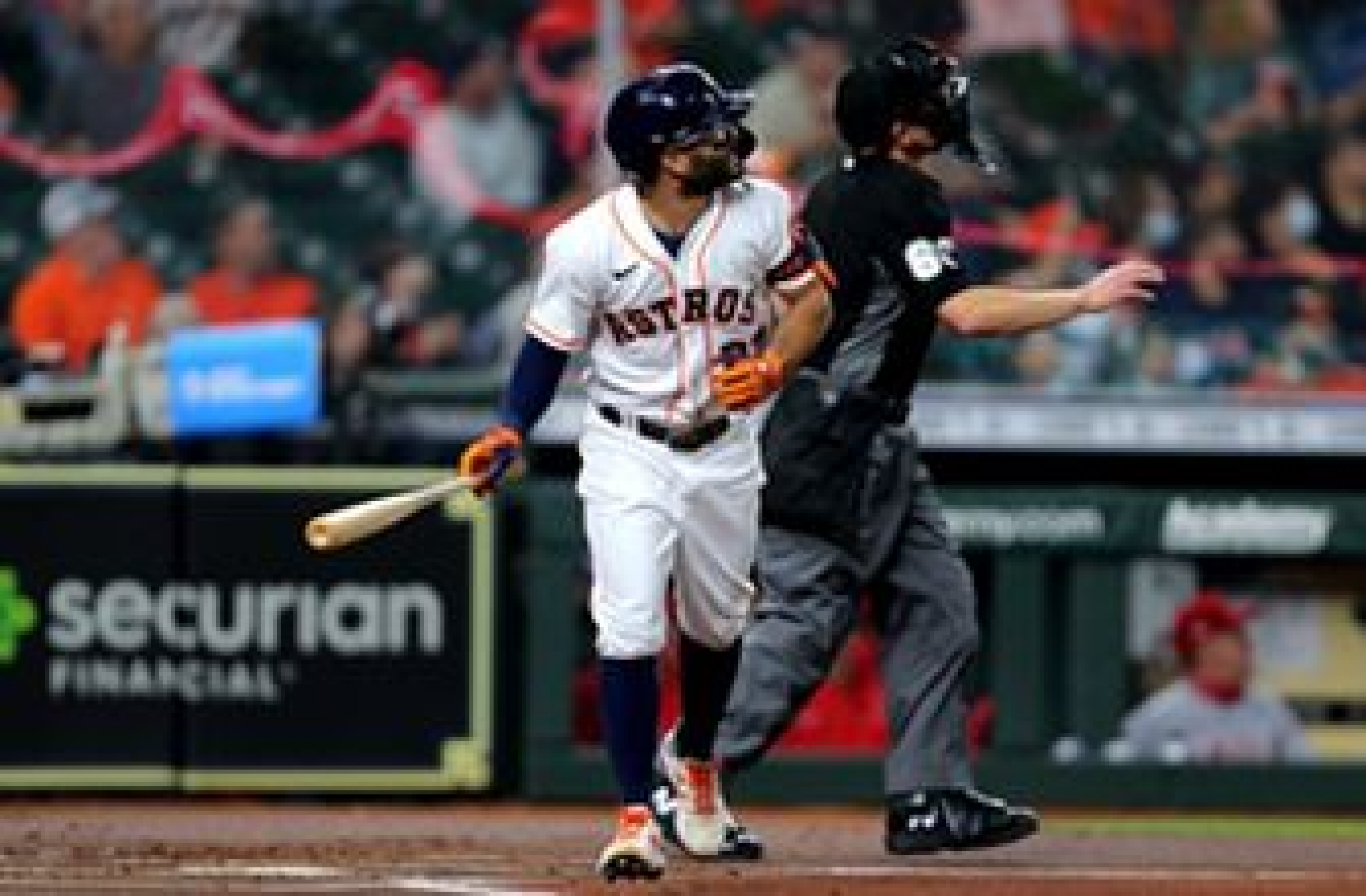 Astros ride homers from five different hitters to 9-1 win over Angels
