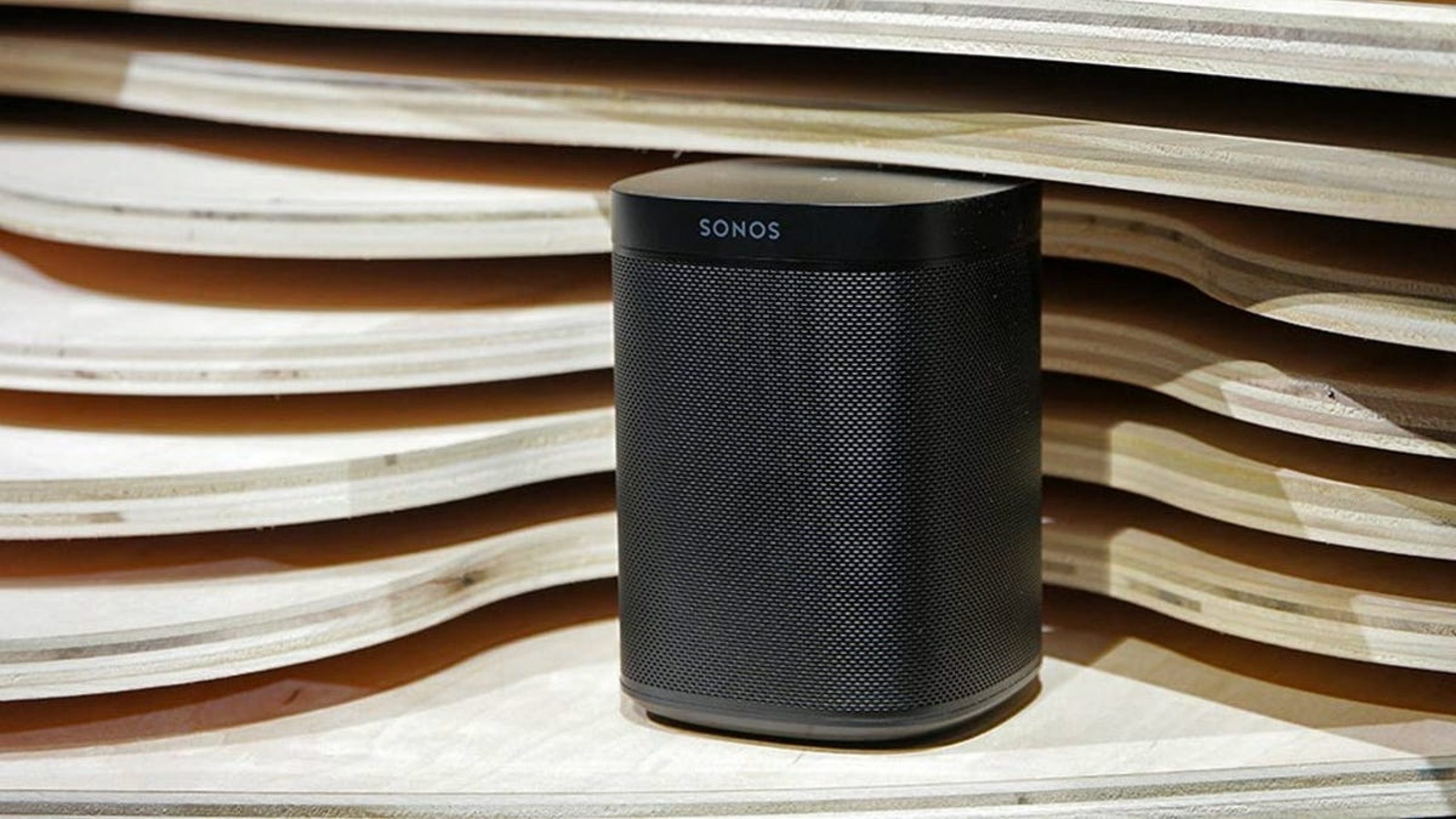 The New Sonos One SL Is a Reminder That Smart Devices Have a Short Shelf Life