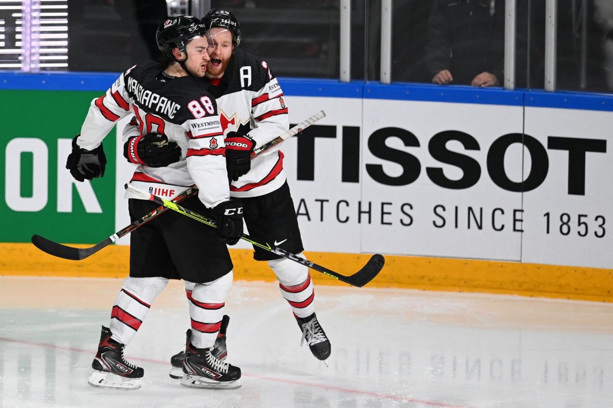Canada earns spot in world hockey championship final with 4-2 win over U.S.