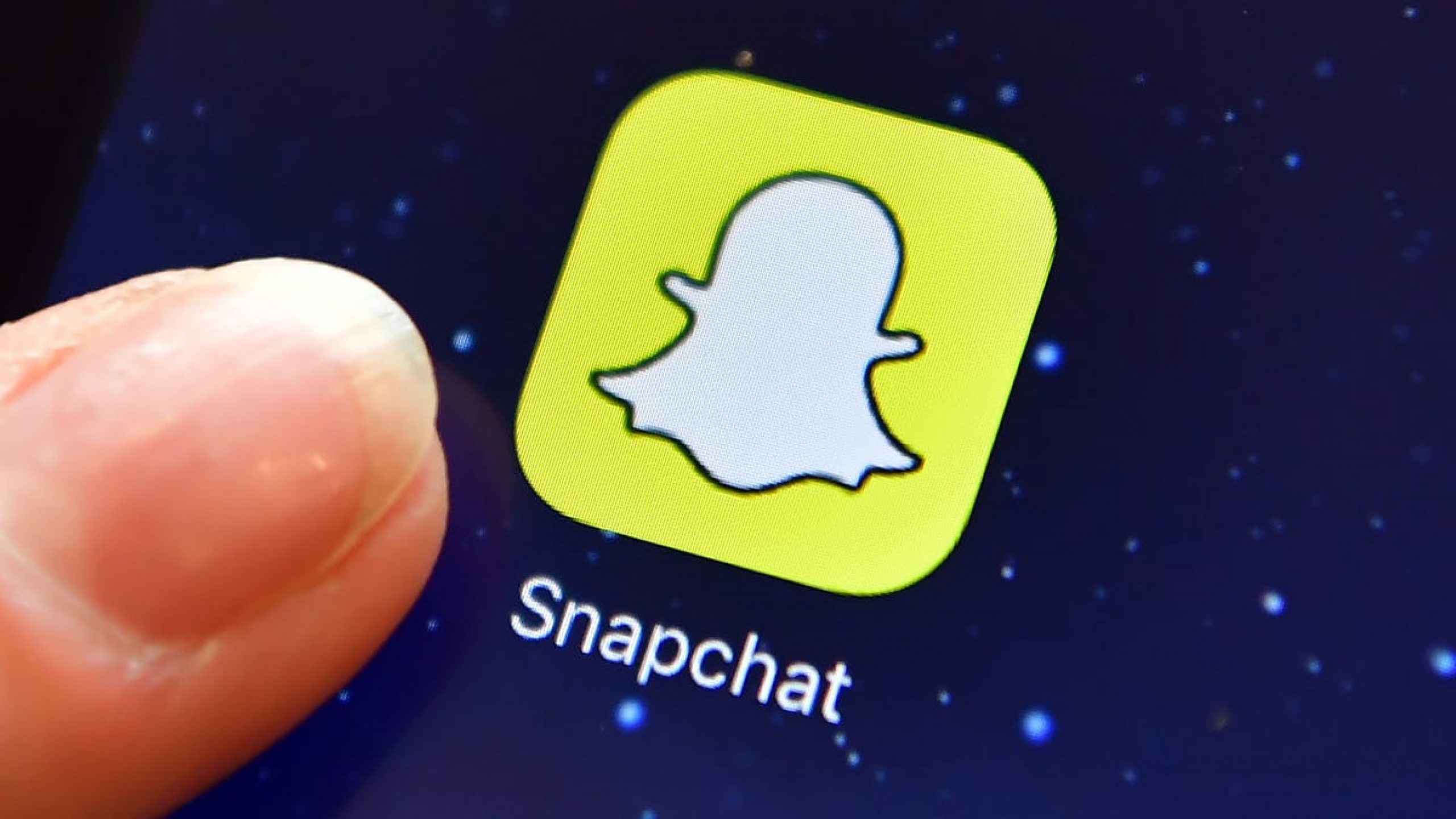 Snapchat Says App Will Stop Crashing If You Download the Update