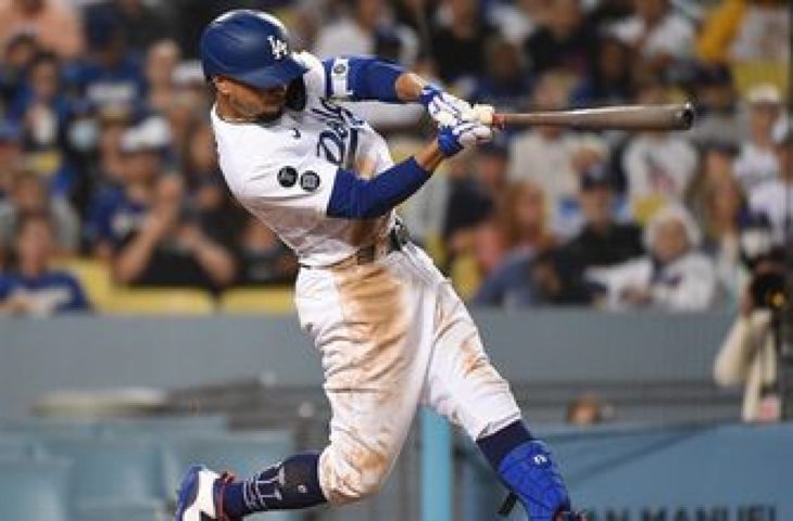 Mookie Betts goes 2-for-3 with a homer as Dodgers beat Giants, 3-2