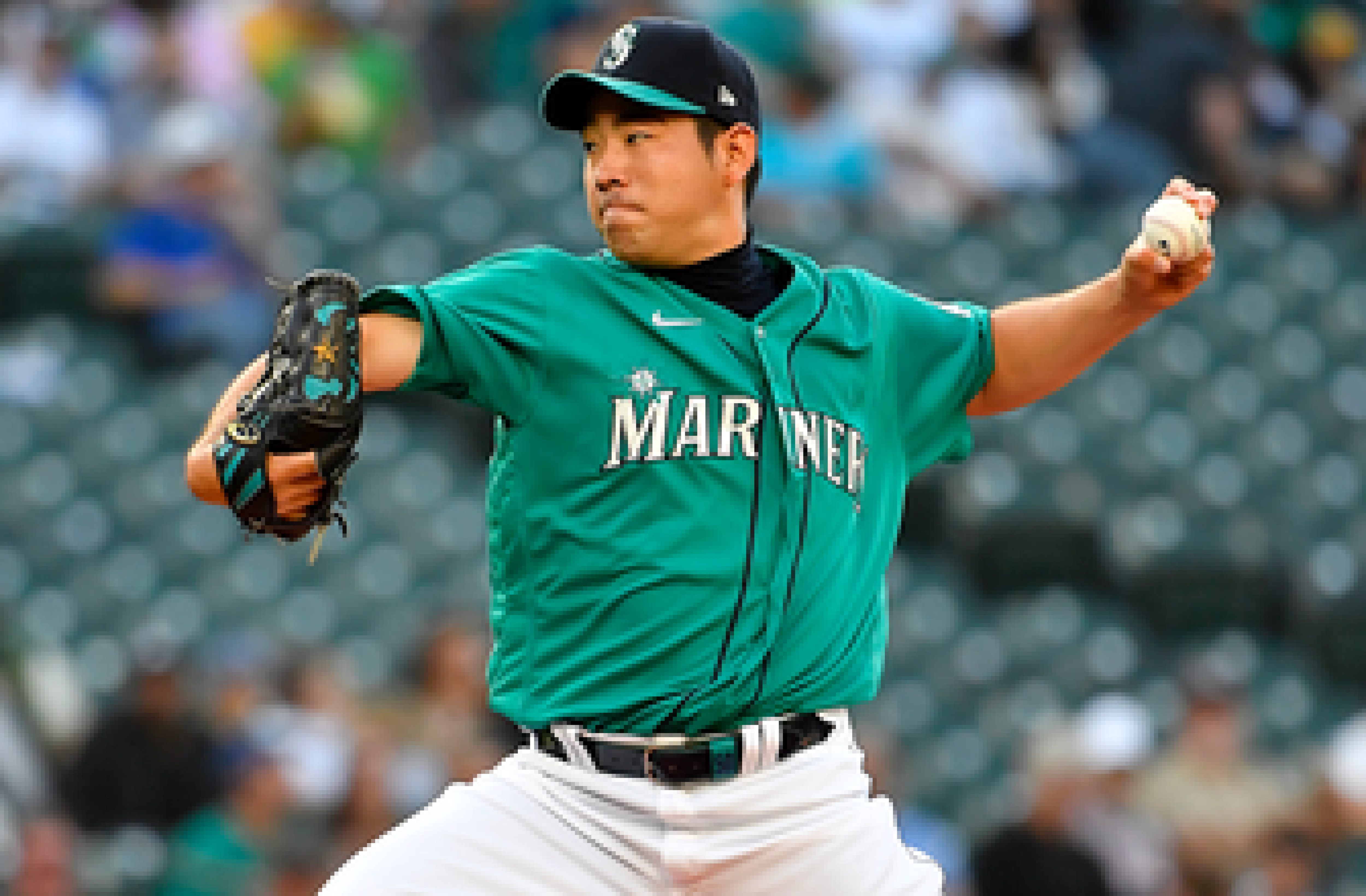 Yusei Kikuchi fans 12, Mariners hold off Athletics, 4-3