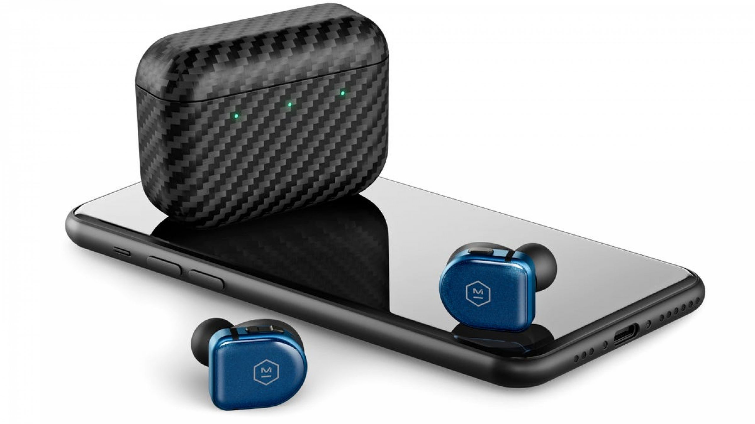 Master & Dynamic’s Incredible MW08 Earbuds Finally Get Wireless Charging