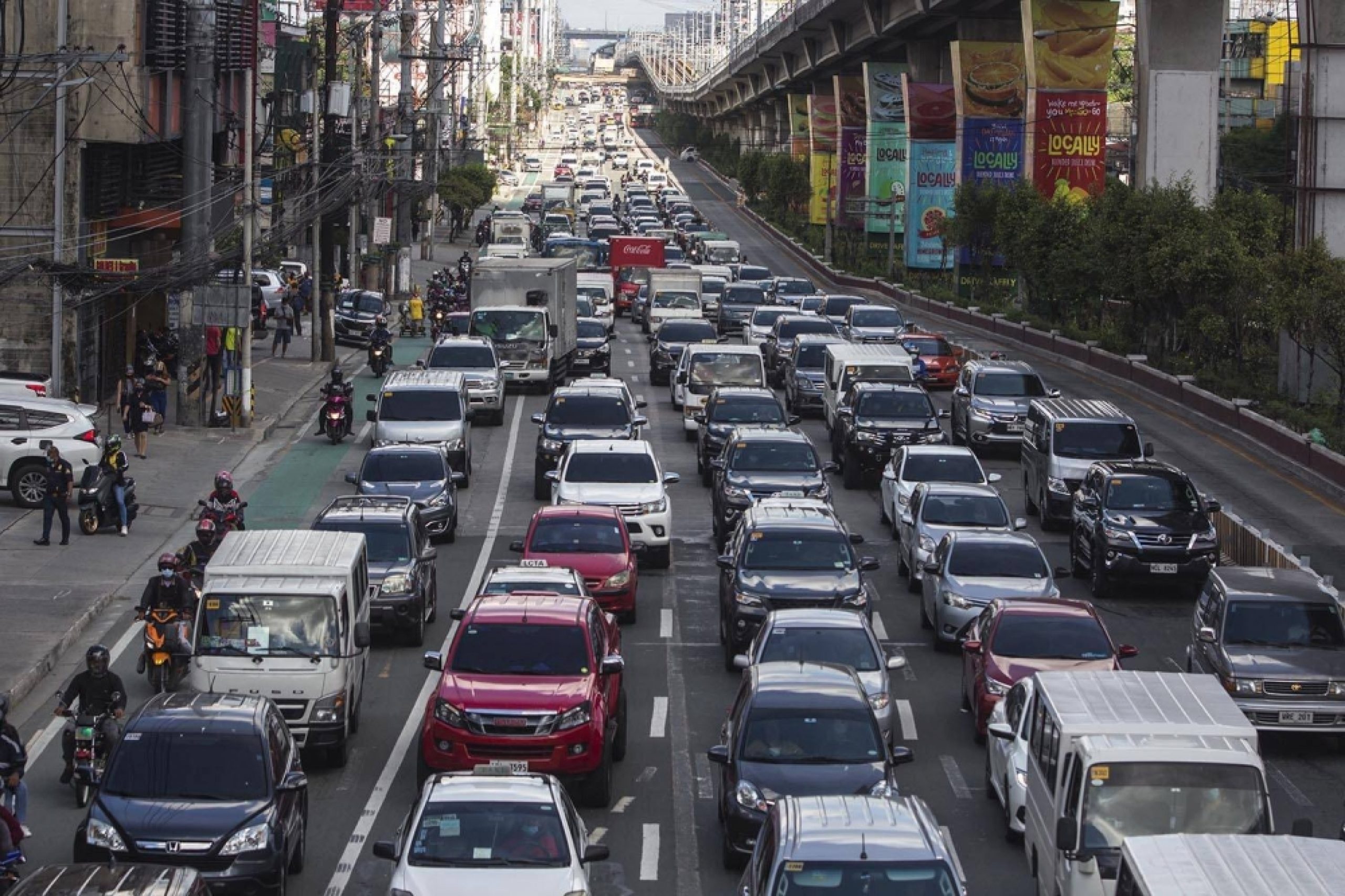 Metro Manila number coding scheme remains suspended