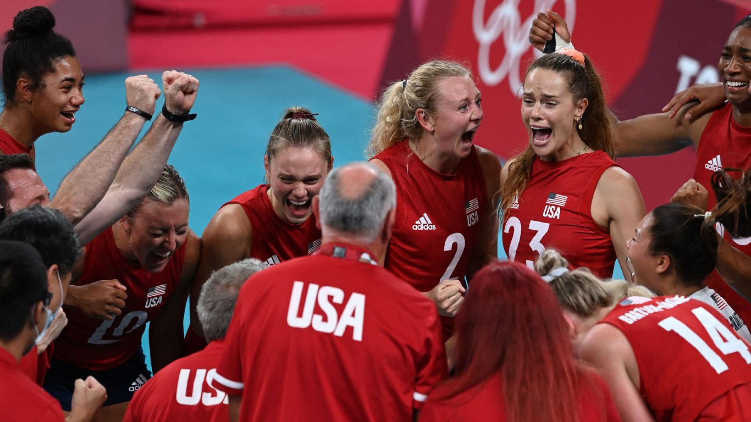 U.S. edges China for most gold medals after women’s indoor volleyball team win