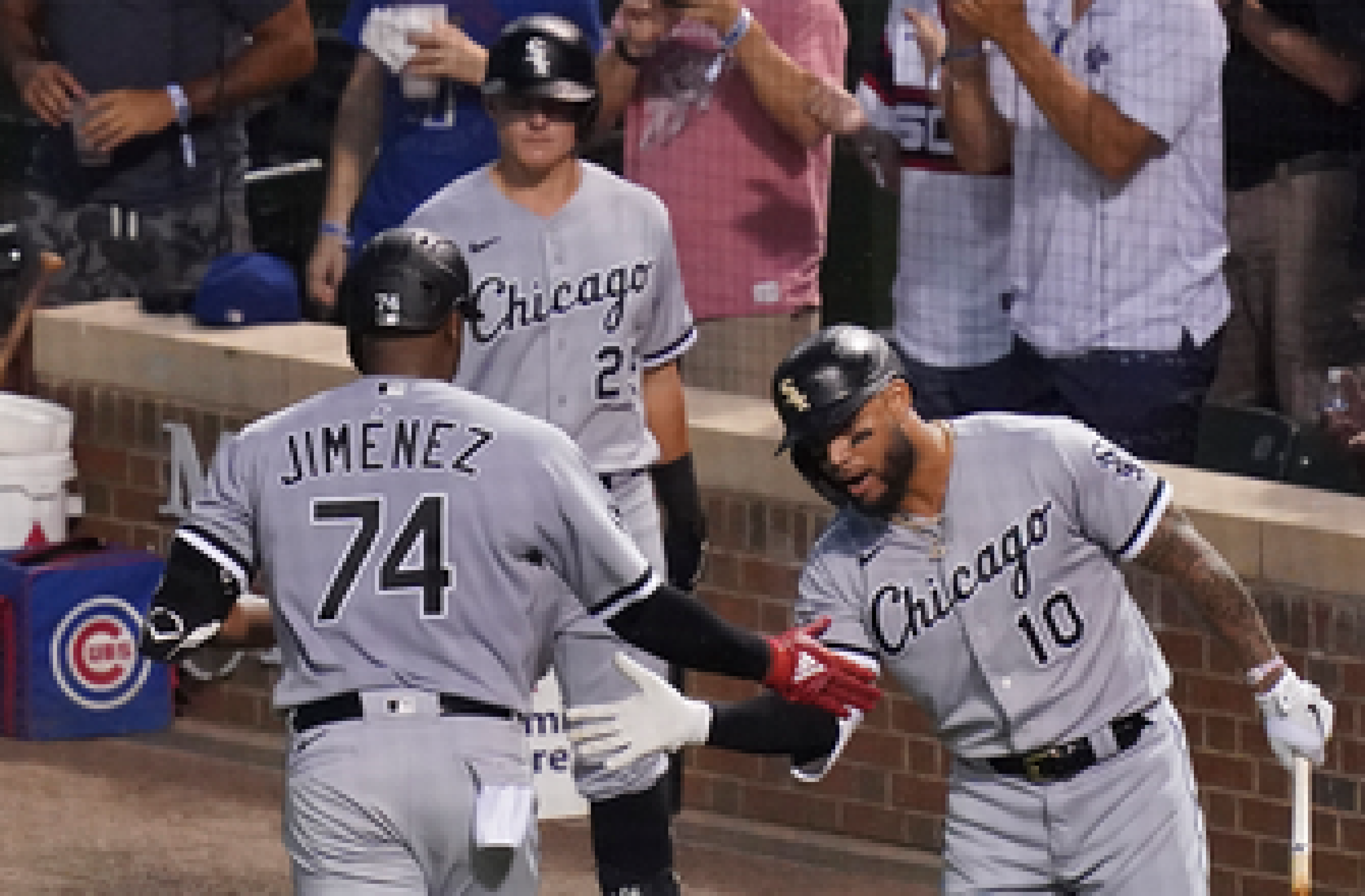 Eloy Jimenez goes for two homers, five RBI as White Sox beat Cubs, 9-3