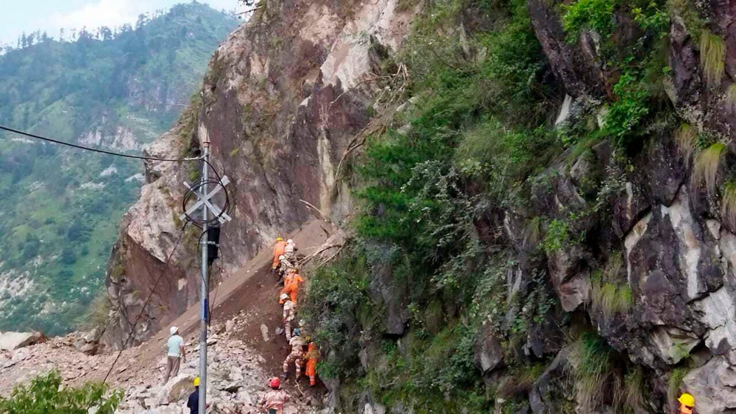 Large Landslide Hits Highway in India, Leaves at Least 13 Dead