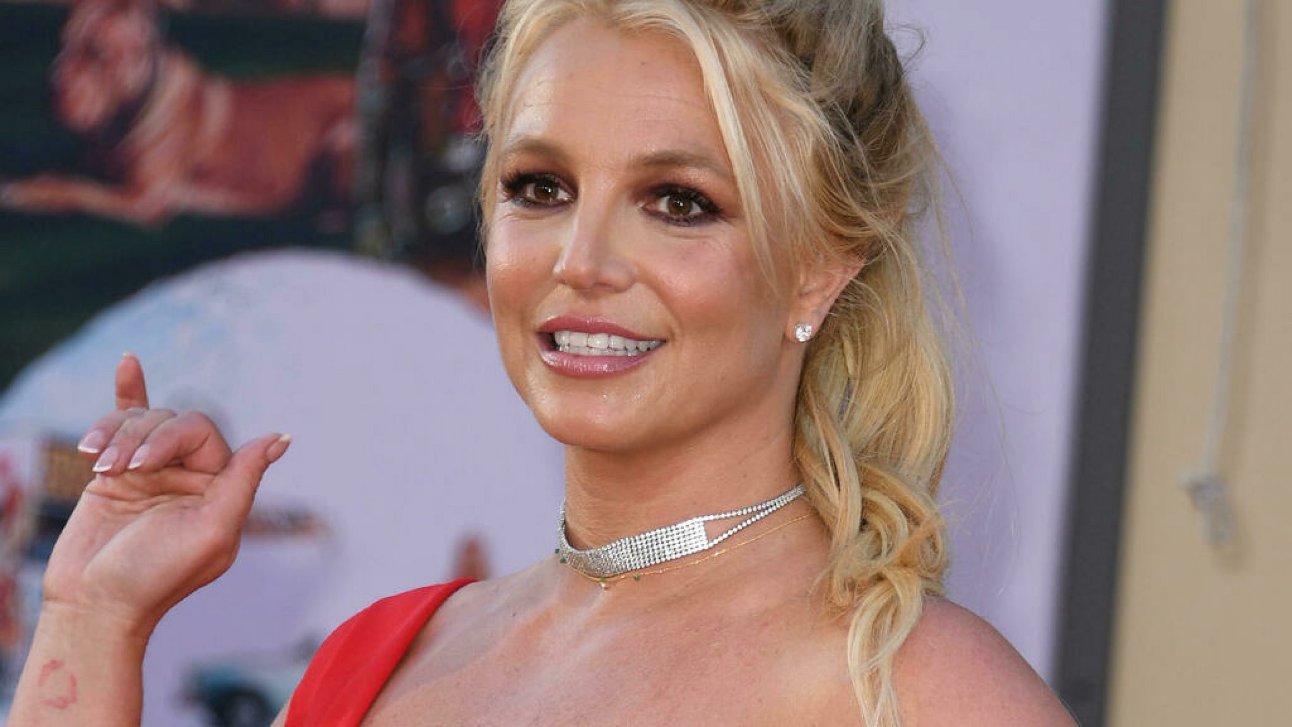 Britney Spears’ father to step down from her conservatorship