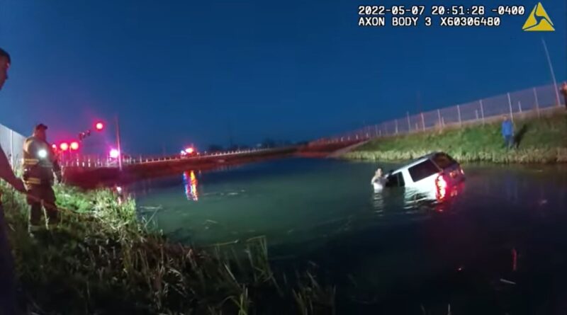 NY first responders rescue driver from car that crashed into reservoir, video shows