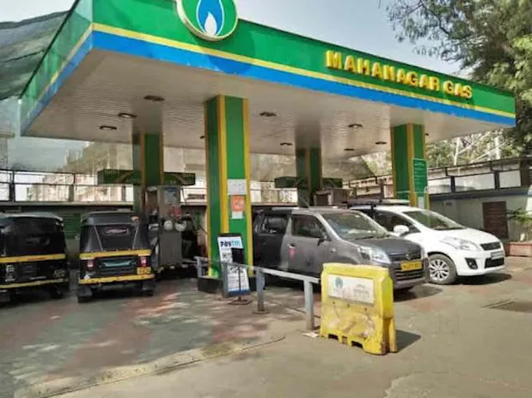 SIAM seeks reduction in CNG prices, import duty cut on raw materials