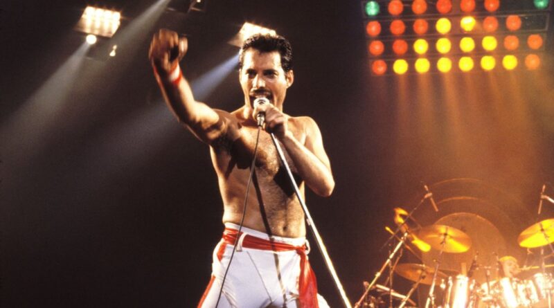 Queen Rocks U.K. Chart Milestone With ‘Greatest Hits’
