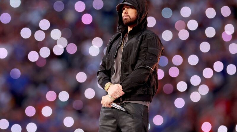 Eminem Says Rapping About Mental Health, Addiction Struggles Has Been ‘Therapeutic’