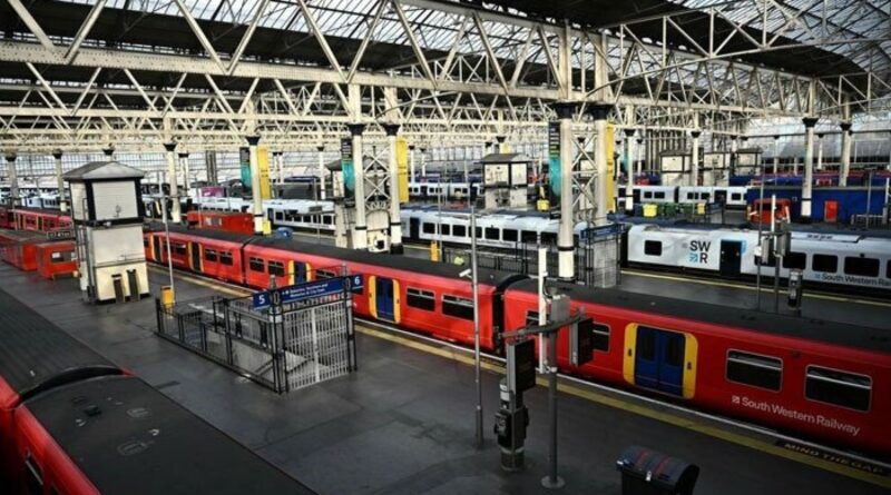 Fresh transport strikes hit UK, mainland Europe
