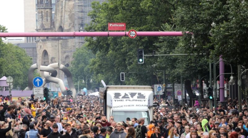 Techno Party With Love Parade Founder Hits Berlin’s Streets