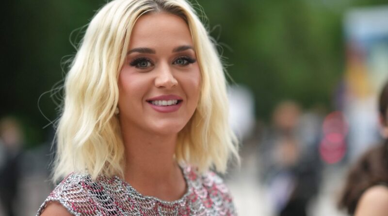 Katy Perry Says ‘No Offense’ to Kim Kardashian After Pete Davidson Is Named Her M.A.S.H. ‘Lover’