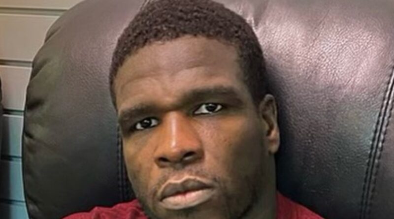 Frank Gore Dragged Naked Woman Across Hallway By Her Hair, Cops Say
