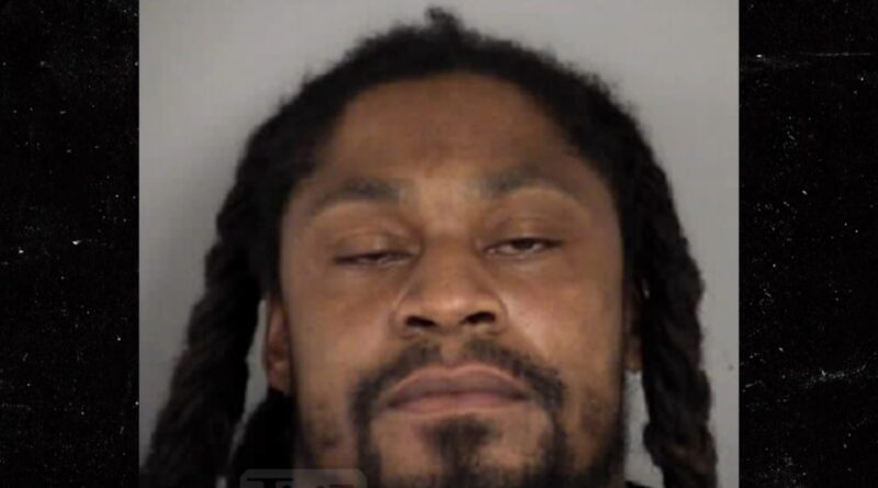 Marshawn Lynch Reeked Of Booze, Said He Stole Car During DUI Arrest, Cops Say