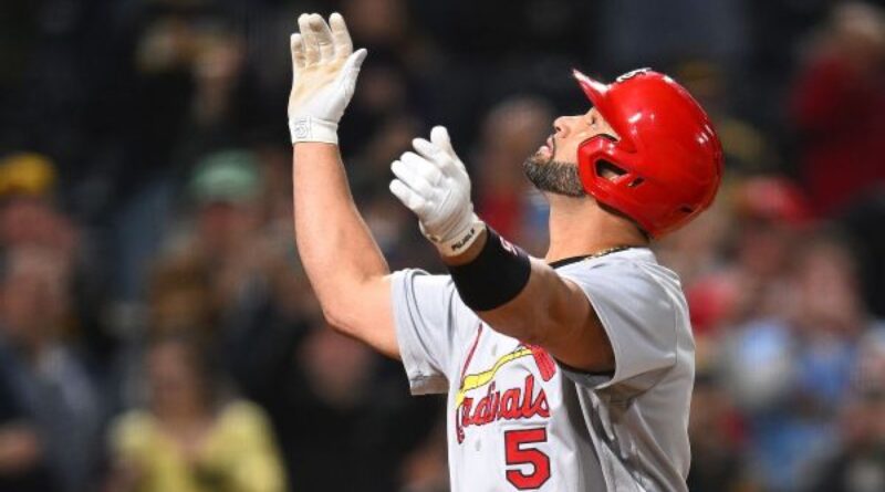 Pujols stays on roll with career homer No. 703
