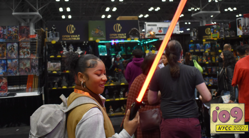 Swishable, Swackable Lightsabers Have Dominated NYCC’s Show Floor
