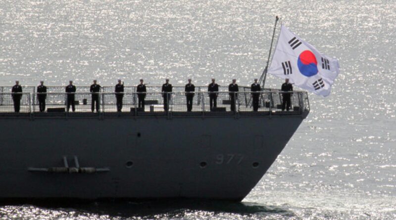 S.Korea to Join Japanese Fleet Review Despite Flag Controversy