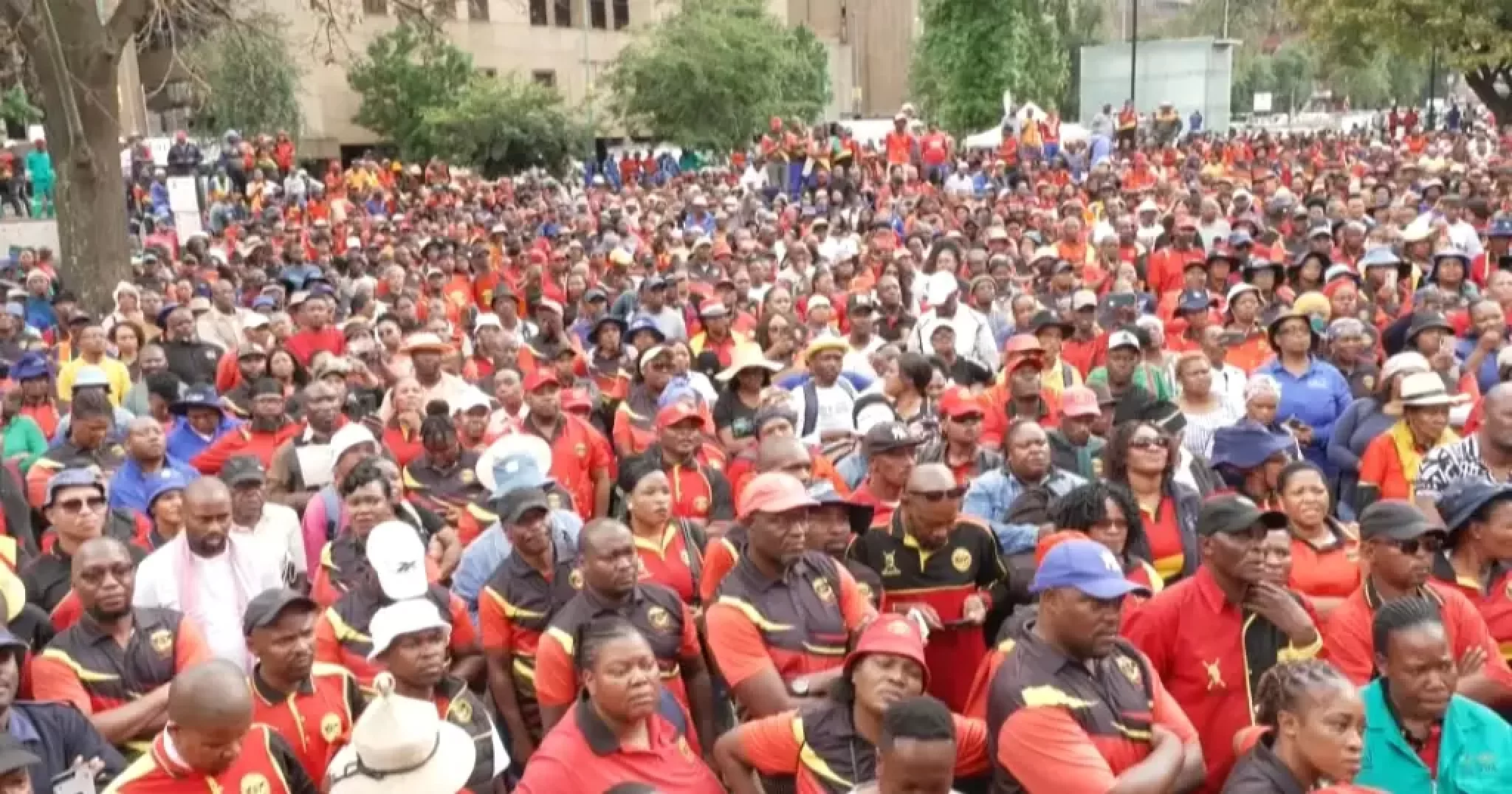 South Africa gov’t workers strike over wages