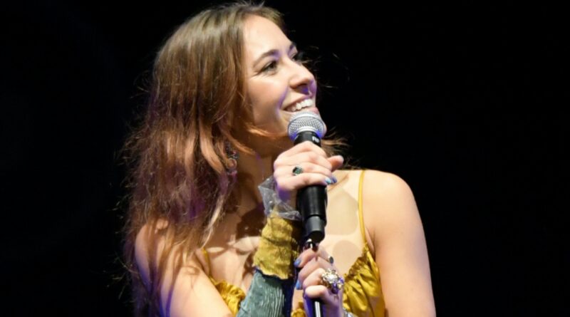 Lauren Daigle Donates More Than $600,000 to Charities Through Her Missions Organiztion
