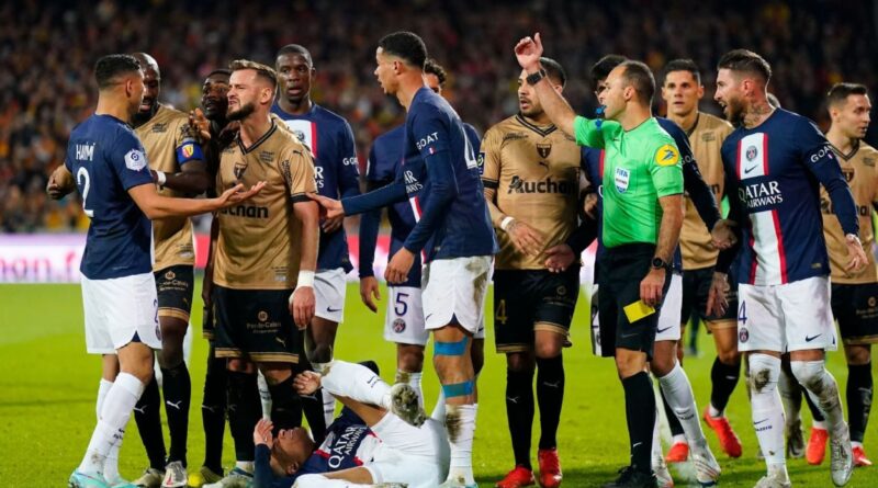 PSG vs. Lens for the title, Lyon in trouble, historic four-team relegation picture: What to watch in Ligue 1