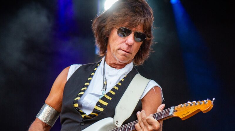 Jeff Beck Dead at 78 After Contracting Bacterial Meningitis
