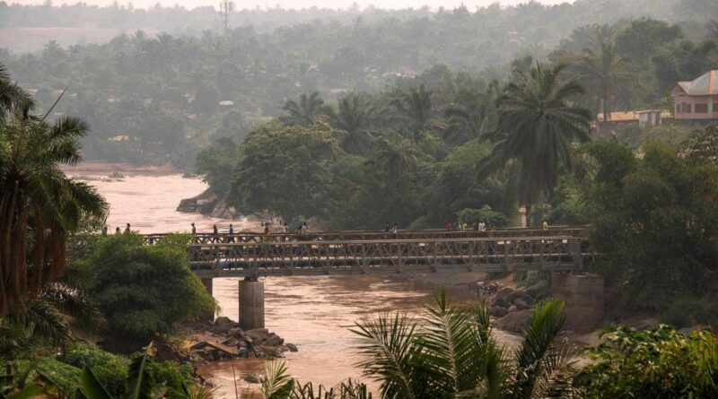 DRC: At least 5 missing after bridge collapse