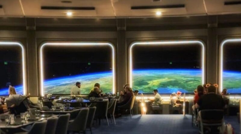 Out of This World Dining at Walt Disney World’s Space 220