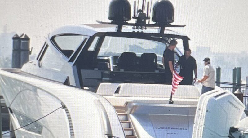 Tom Brady Hangs Out On New ‘Tw12ve Angels’ Yacht In Florida