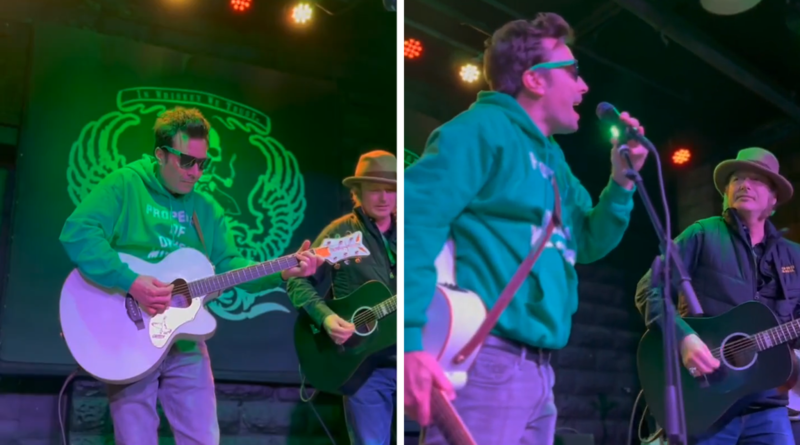 Jimmy Fallon Performs with Local NY Band at Bar on St. Patrick’s Day