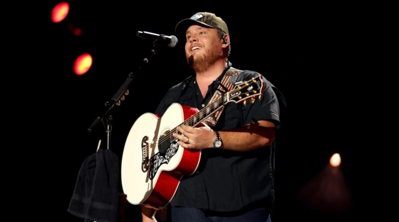 Luke Combs, Morgan Wallen Signal Shift at Radio With Multiple Country Airplay Chart Hits at Once