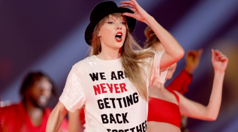 Taylor Swift Gifts ’22’ Hat to Local Dancer at Texas Eras Tour Stop: ‘I Couldn’t Even Sleep!’