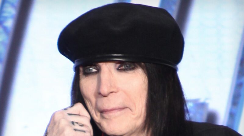 Motley Crue Guitarist Mick Mars Sues Band, I’m Getting Ripped Off