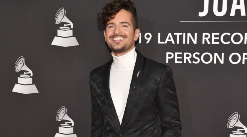 Tommy Torres Honored by Berklee College & More Uplifting Moments in Latin Music