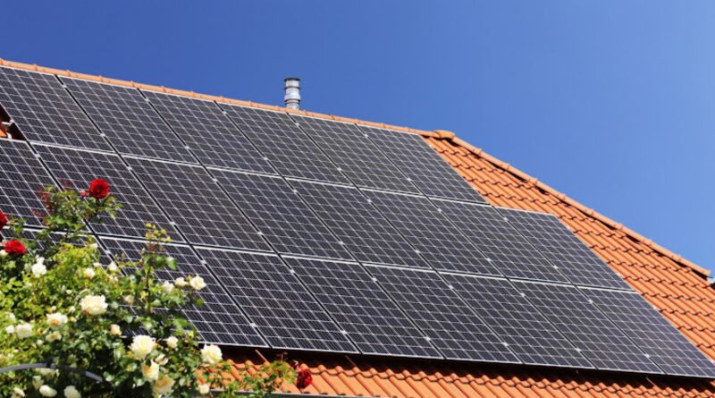 Gauteng resident shares pain of losing R36K to ‘bogus’ solar panel installers