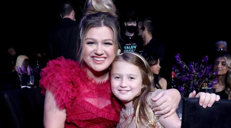 Kelly Clarkson’s 8-Year-Old Daughter Makes a Cameo in ‘Favorite Kind of High (David Guetta Remix)’ Video