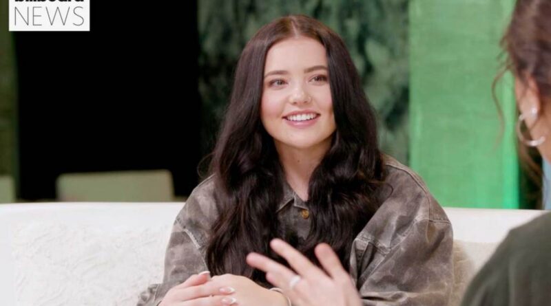 Lauren Spencer Smith Details Lessons Learned While Writing Debut Album ‘Mirror’ & Meaning Behind Title