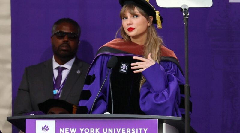 Taylor Swift, Harry Styles, Beyoncé & More: 10 Pop Stars With College Courses Dedicated to Them