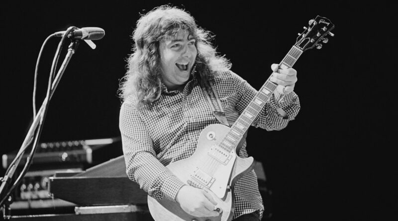 Bernie Marsden, Beloved Whitesnake Guitarist, Dead at 72
