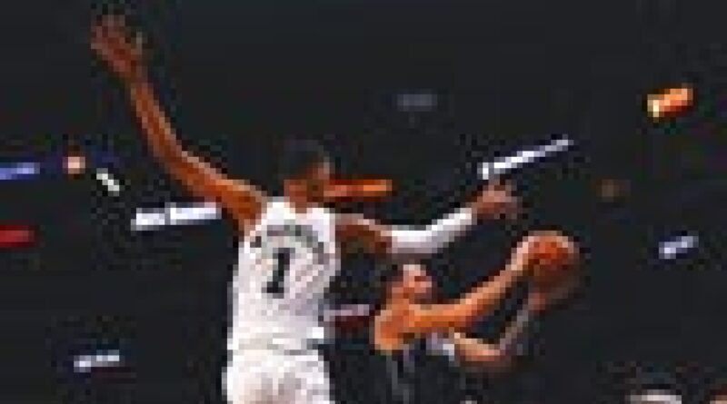 Mavericks spoil Victor Wembanyama’s NBA debut, beat the Spurs 126-119 in the teams’ opener